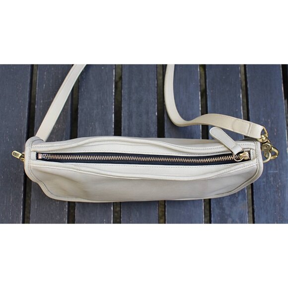 Coach Vintage - Beautiful - Swinger Crossbody 4040 in Bone, Almost Unused! 80s - Picture 3 of 12